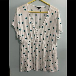 Torrid short sleeved shirt